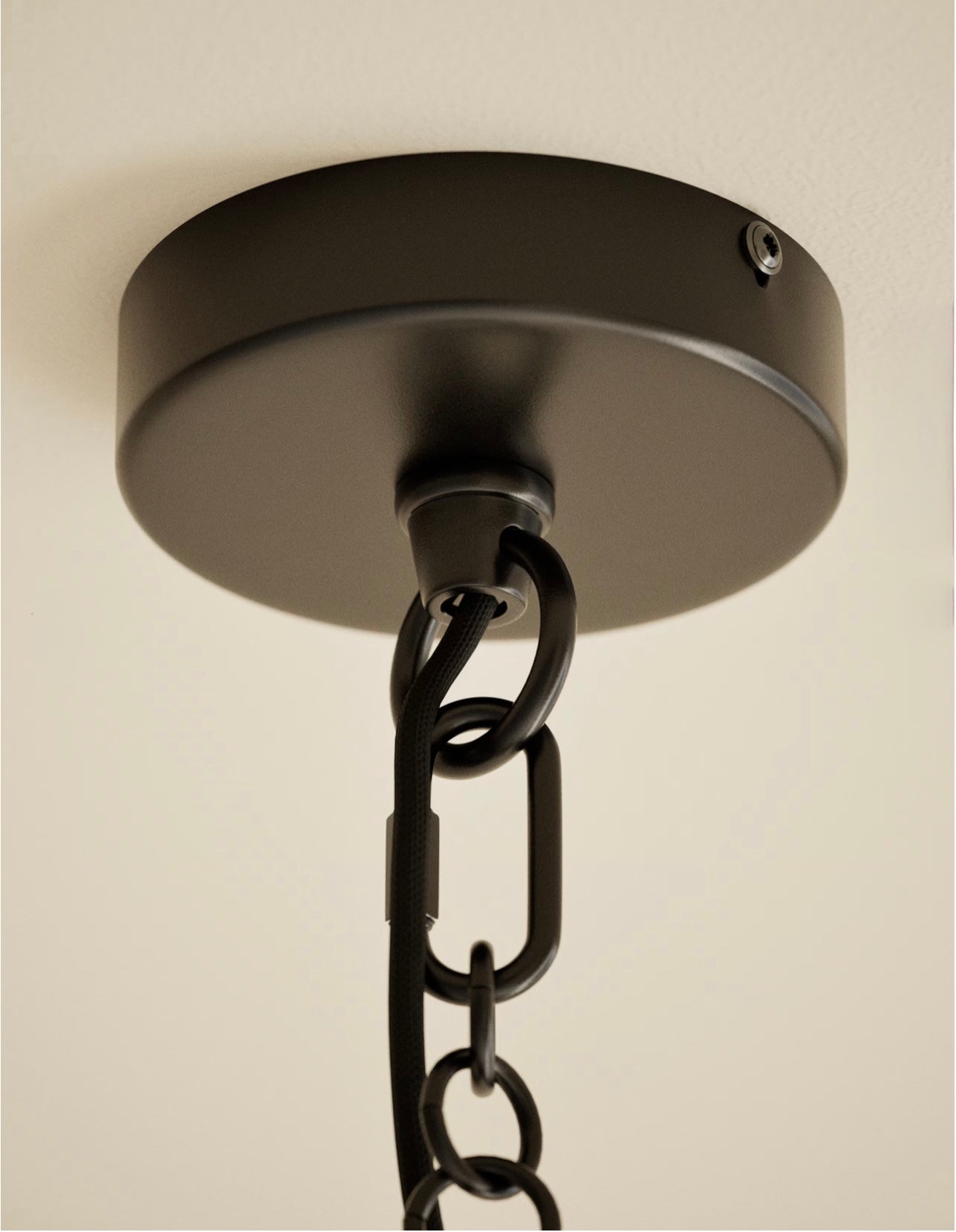 Metal Ribbed Multi-Shade Chandelier - Black