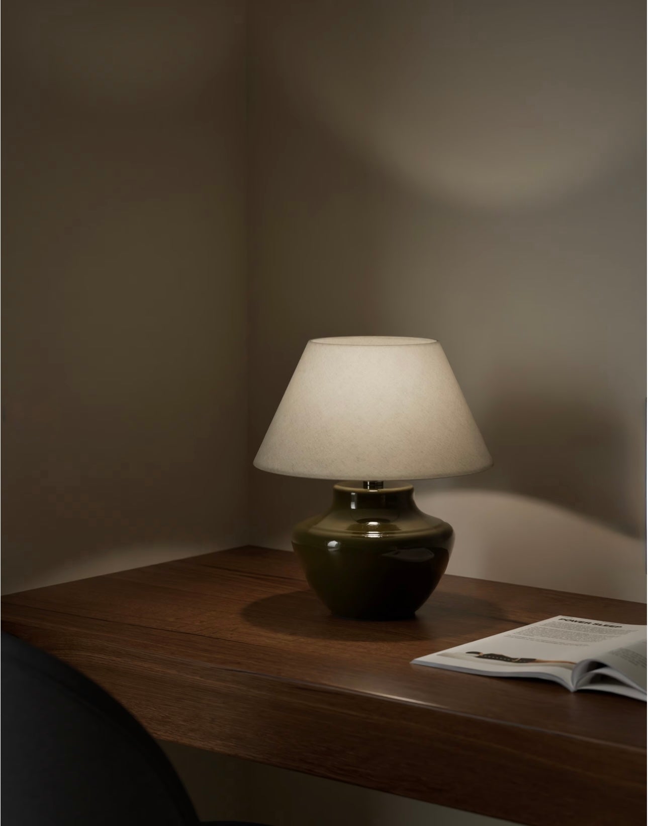 Ceramic Urn Base Table Lamp