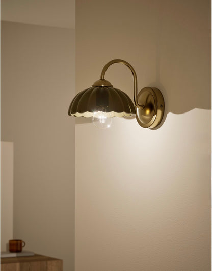 Glass Scallop Wall Light - Green