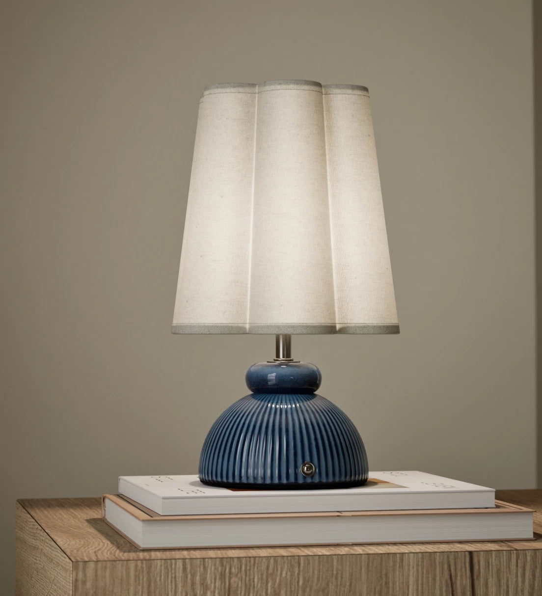 Ribbed Scallop Rechargeable Table Lamp - Blue